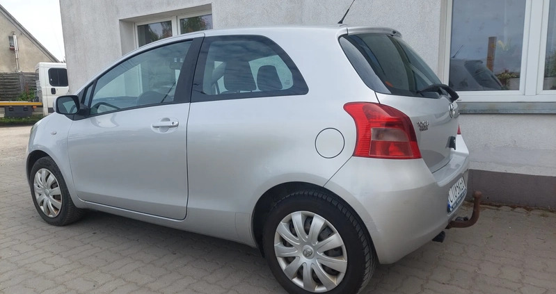 Toyota Yaris cena 12999 przebieg: 140000, rok produkcji 2008 z Tuchola małe 232